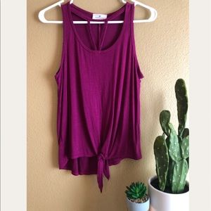 Super cute crop top ✨🌸🖤